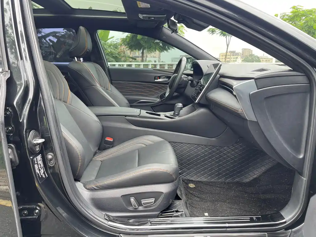 Toyota Avalon — миниатюра 10