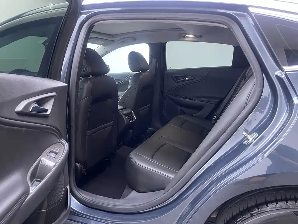 Chevrolet Malibu XL — миниатюра 12