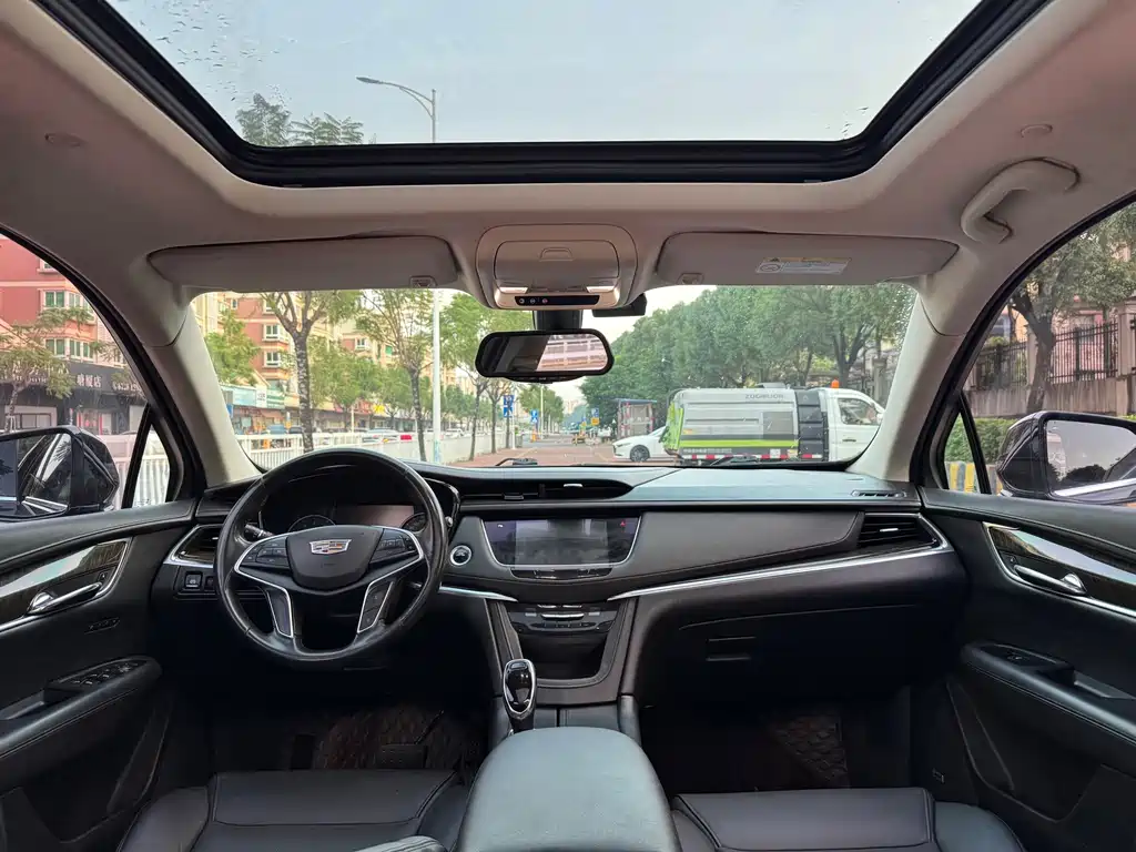 Cadillac XT5 — миниатюра 16