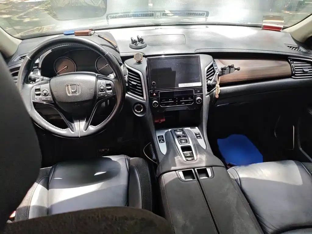 Honda Avancier — миниатюра 13