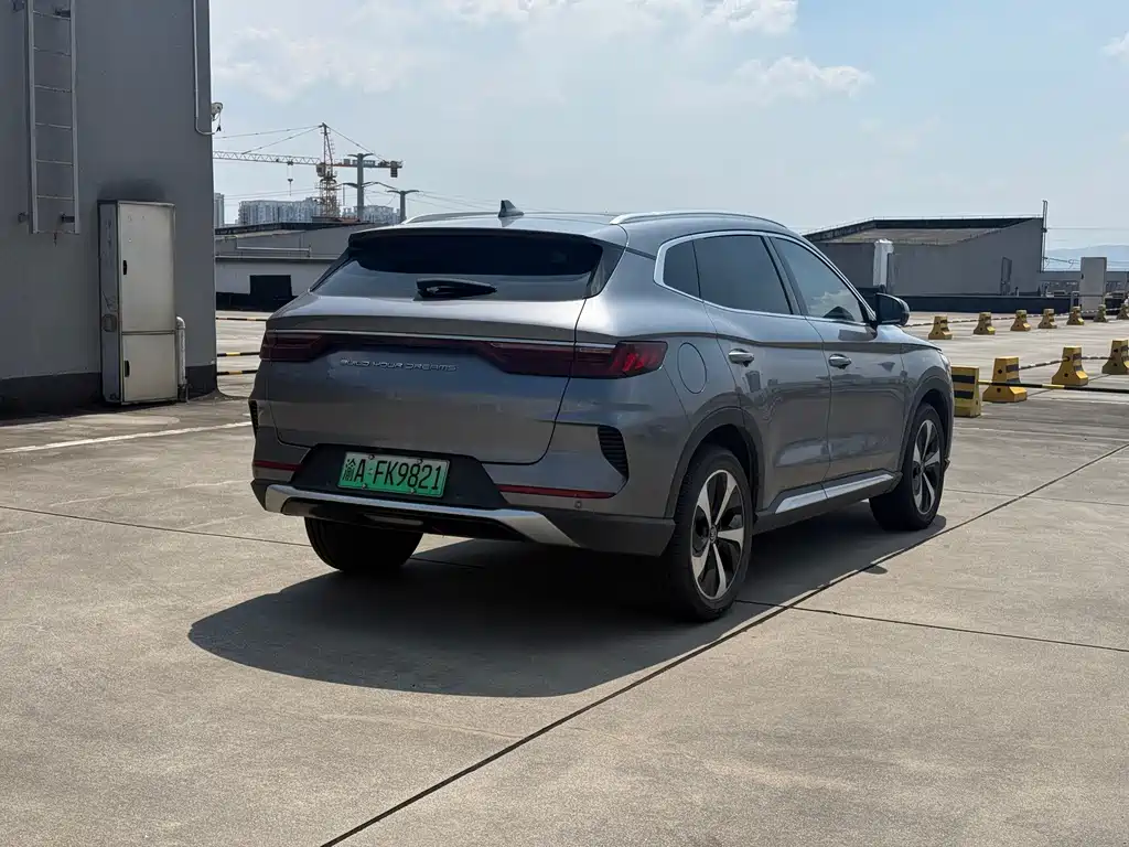 BYD PLUS New Energy — миниатюра 5