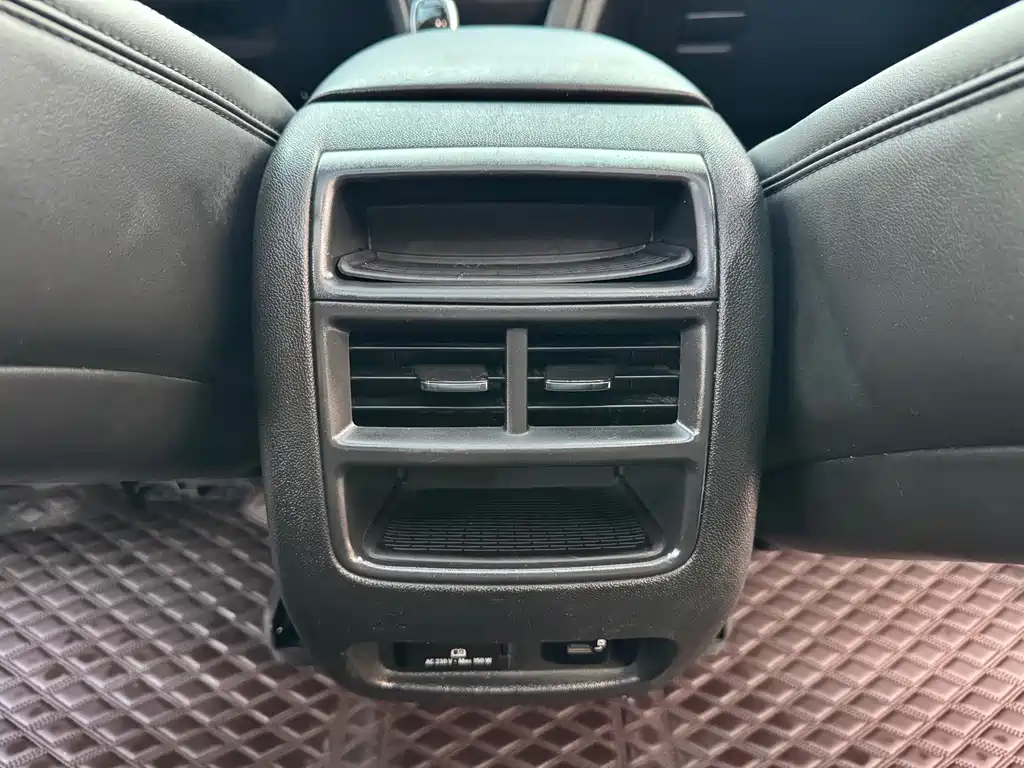 Cadillac XT5 — миниатюра 15