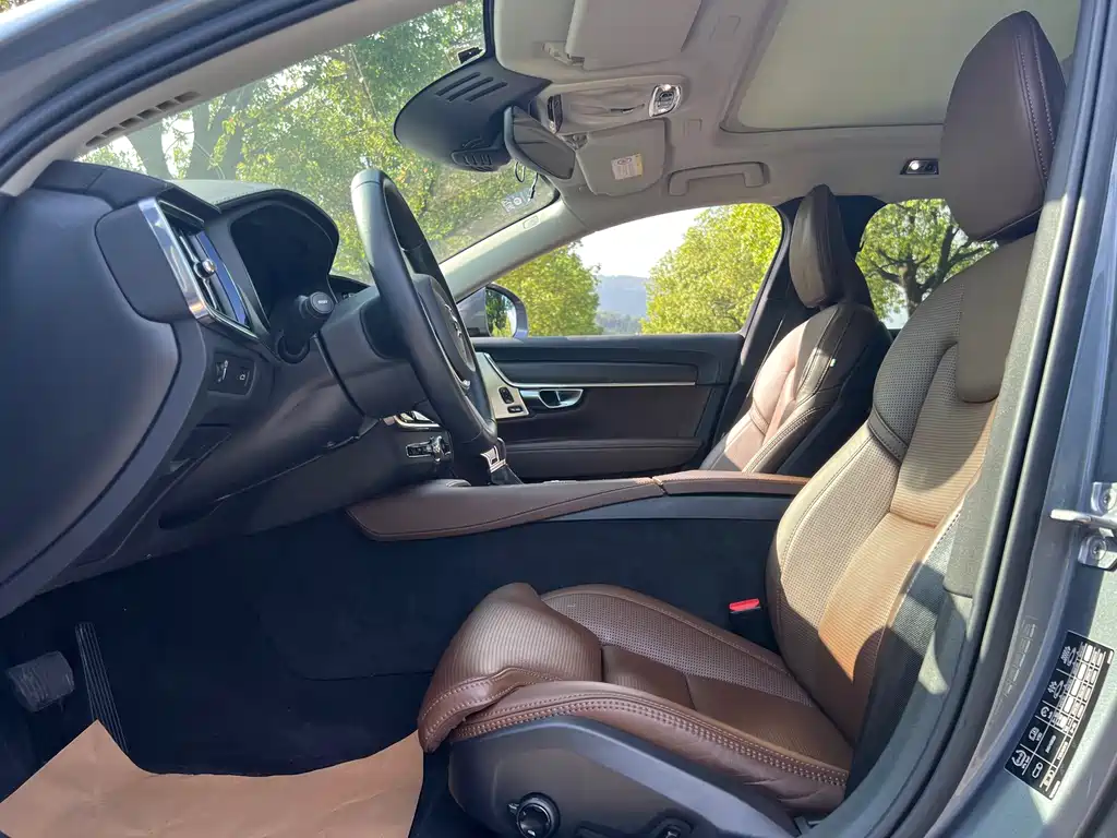 Volvo V90 — миниатюра 12