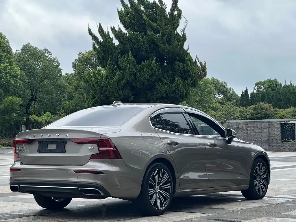 Volvo S60 — миниатюра 17
