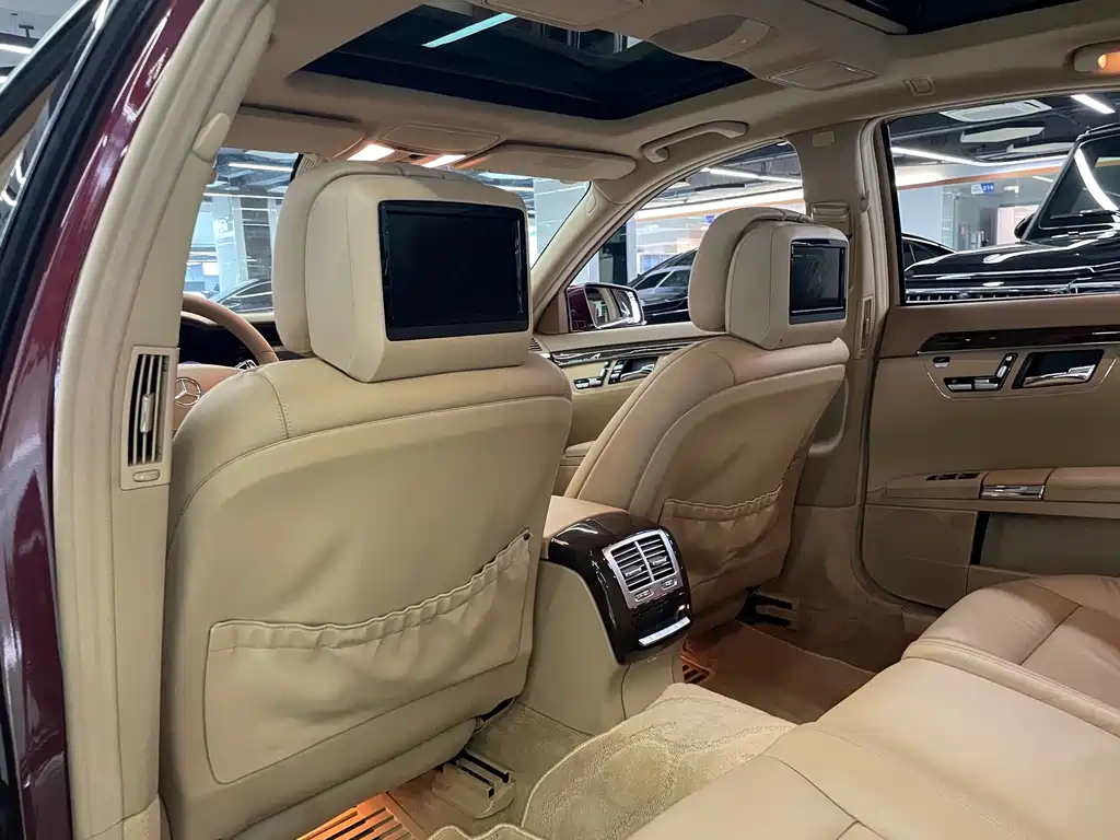 Mercedes-Benz S-Class — миниатюра 38