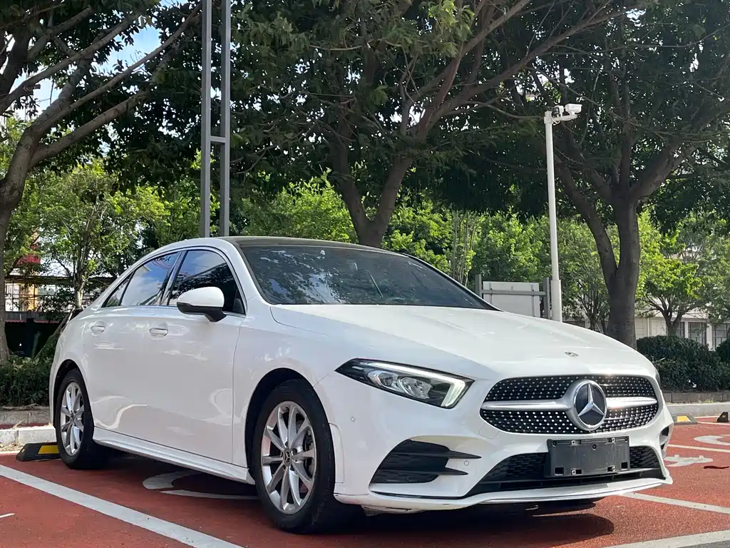 MERCEDES-BENZ A CLASS