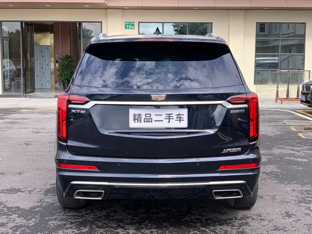 Cadillac XT6 — миниатюра 5
