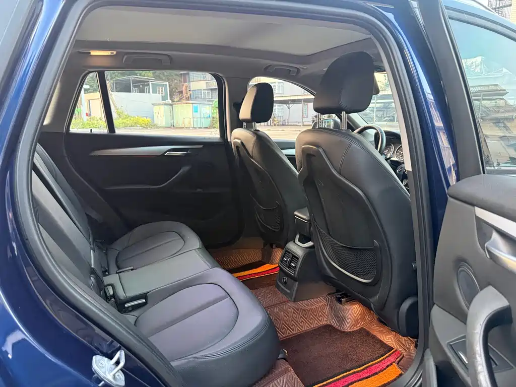 BMW X1 — миниатюра 7
