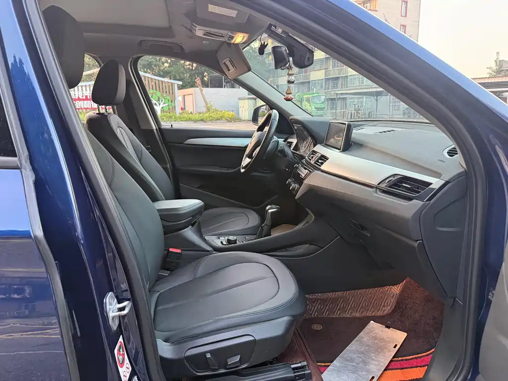 BMW X1 — миниатюра 10