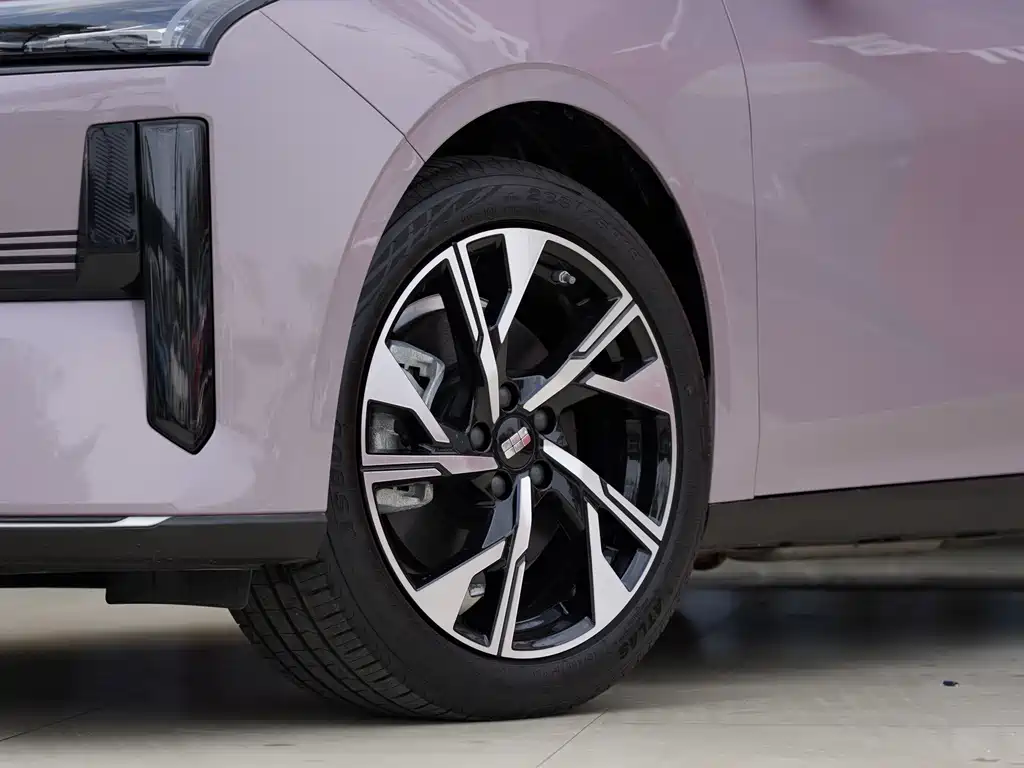 GEELY GALAXY GALAXY L6