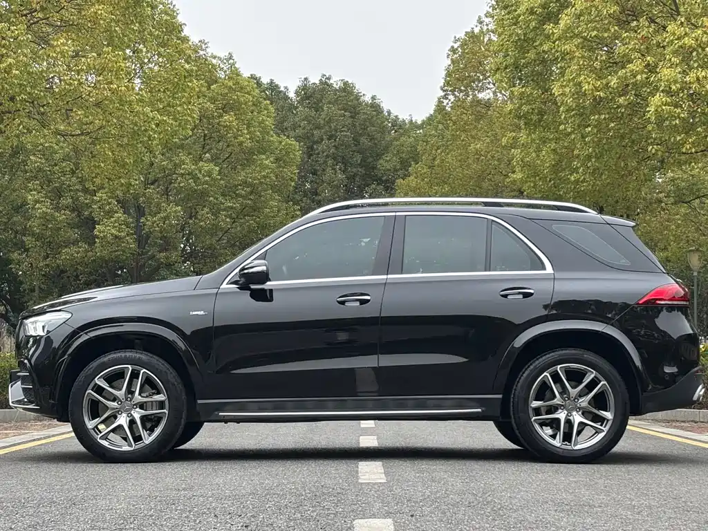 MERCEDES-BENZ GLE AMG