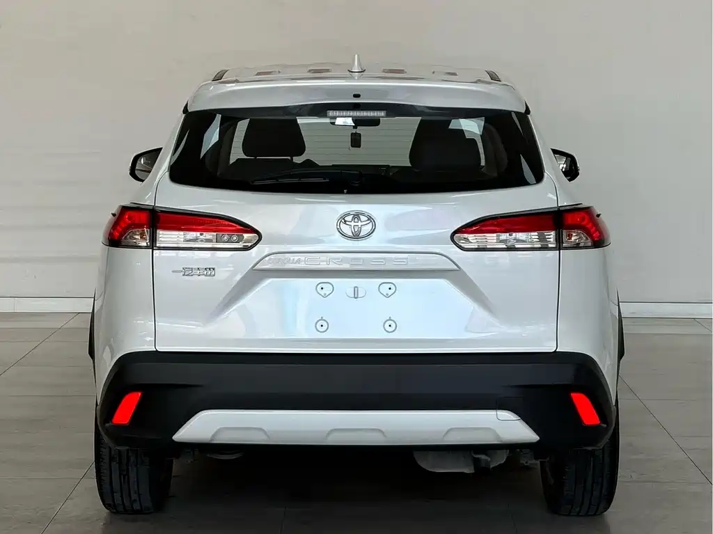 Toyota Corolla Cross — миниатюра 5