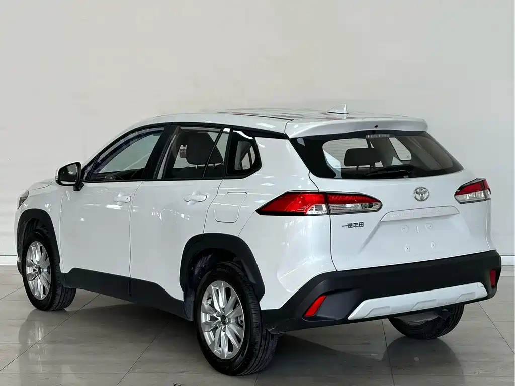 Toyota Corolla Cross — миниатюра 4