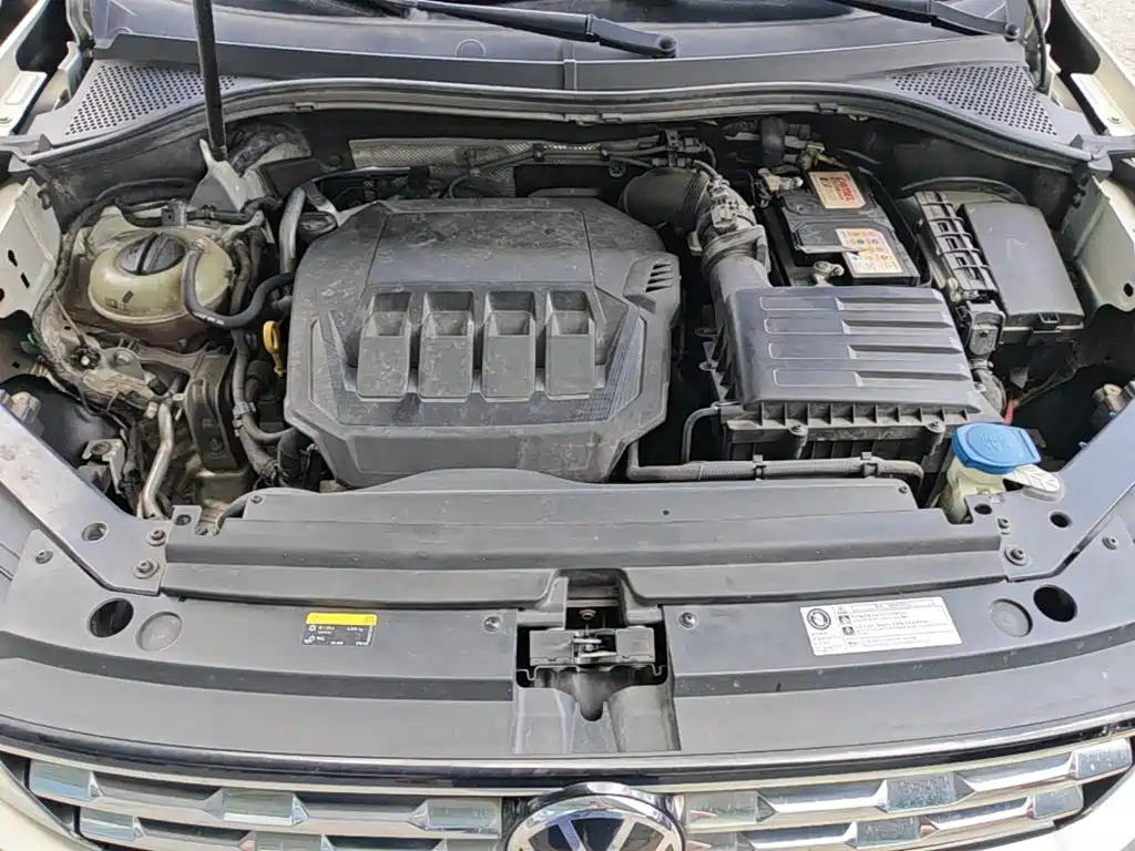 Volkswagen Tiguan L — миниатюра 25