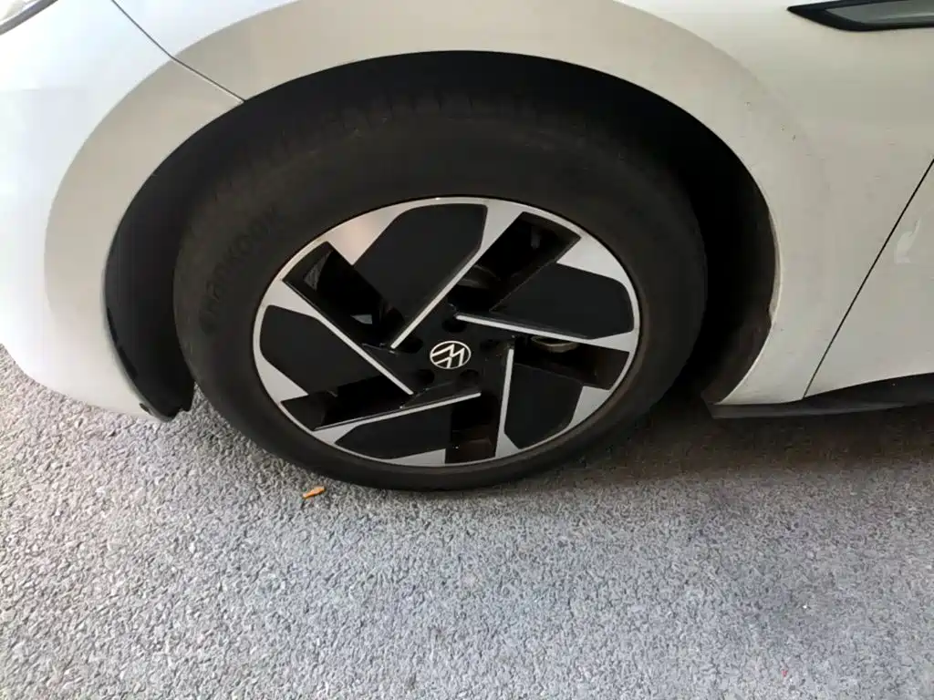 Volkswagen ID.3 — миниатюра 23