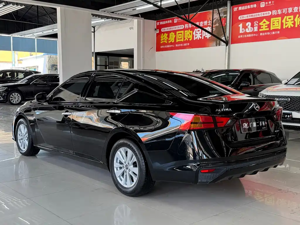 Nissan Teana — миниатюра 6