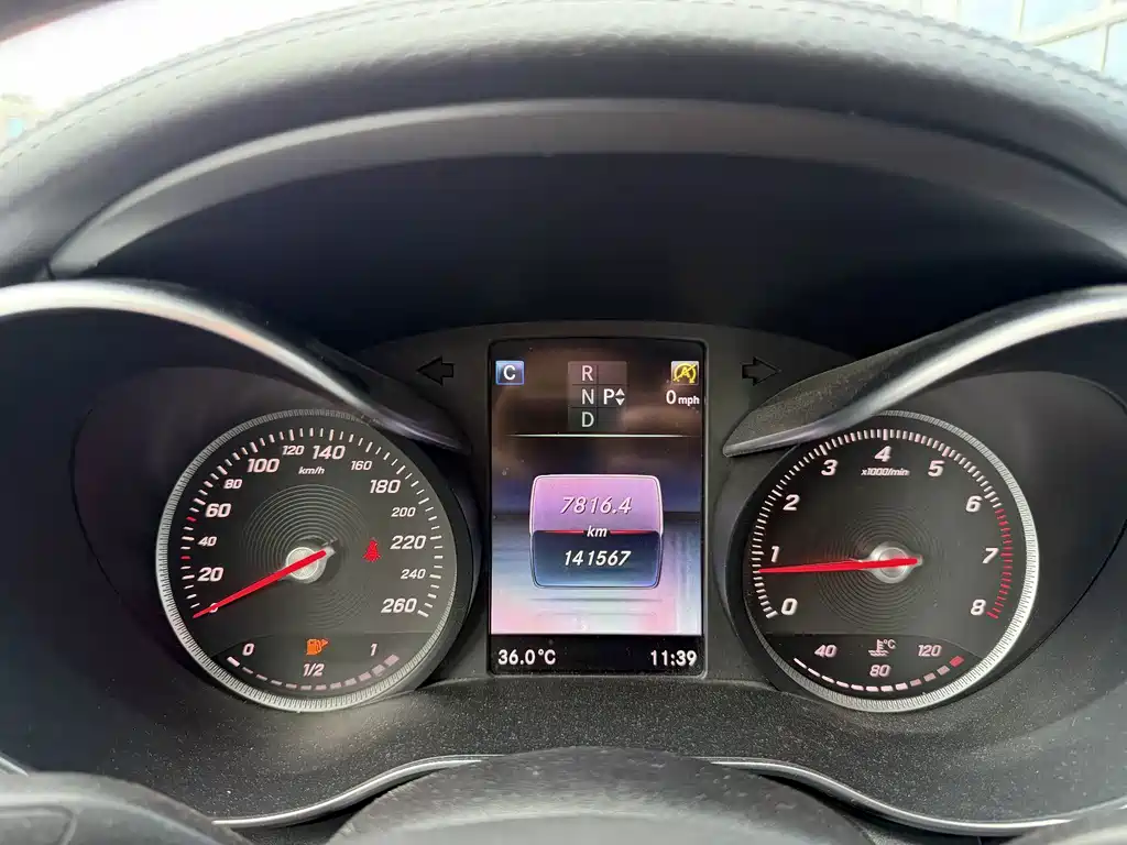 Mercedes-Benz C-Class — миниатюра 11