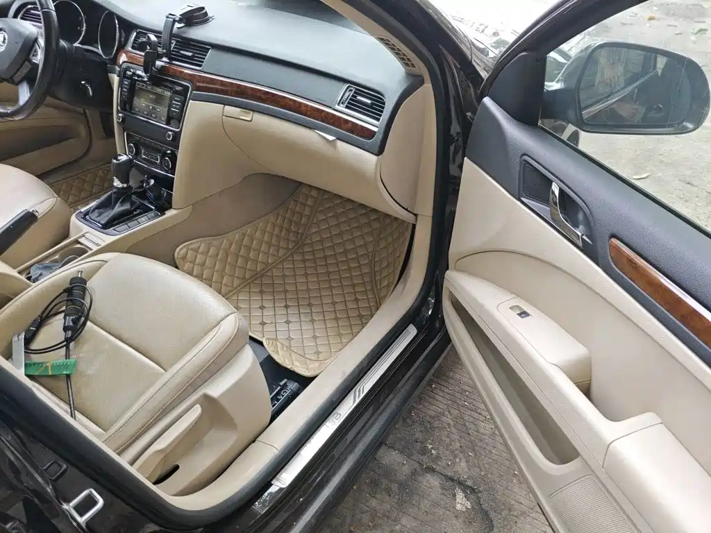 Skoda Superb — миниатюра 19