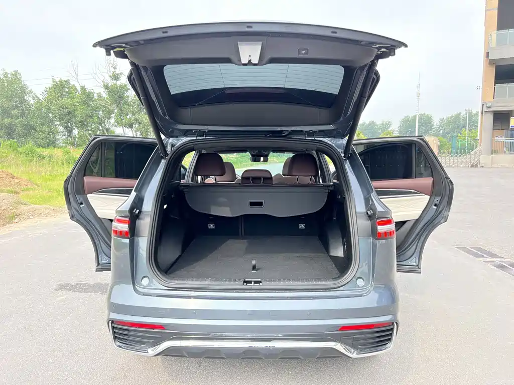 Geely Xingyue L — миниатюра 22