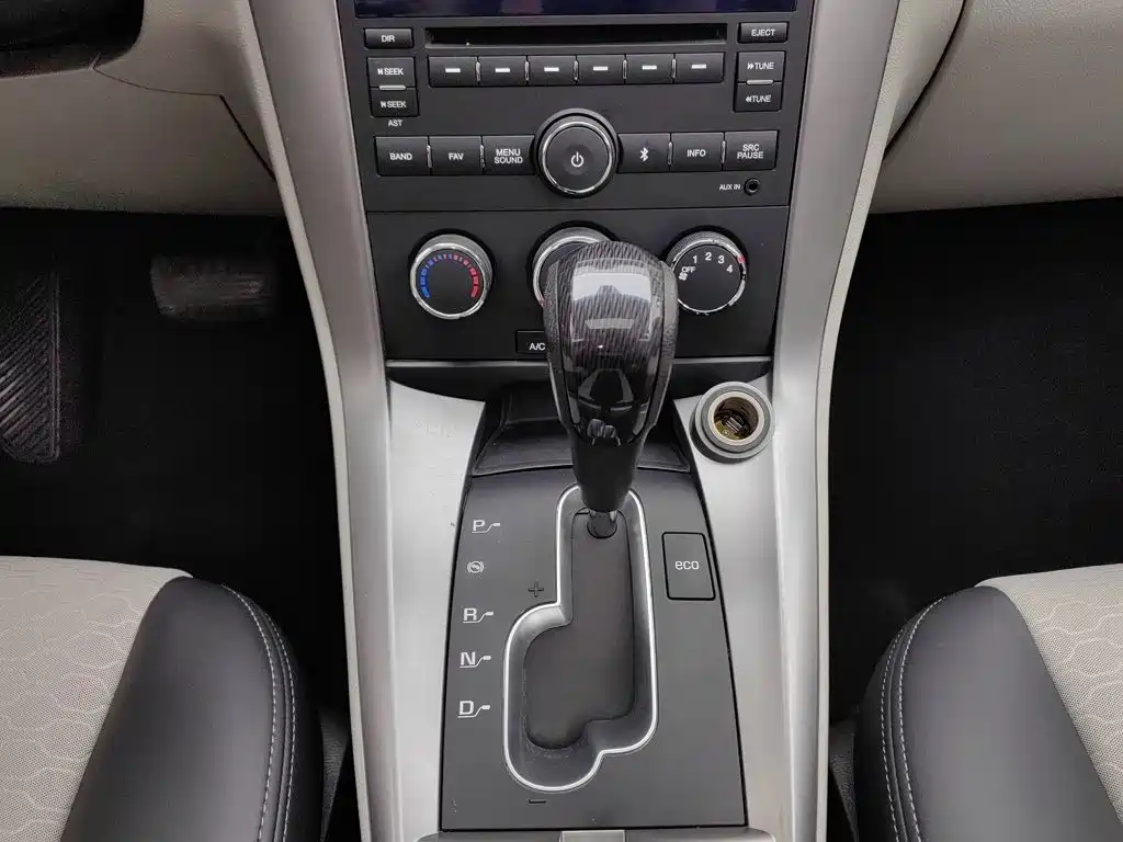 Chevrolet Captiva — миниатюра 13