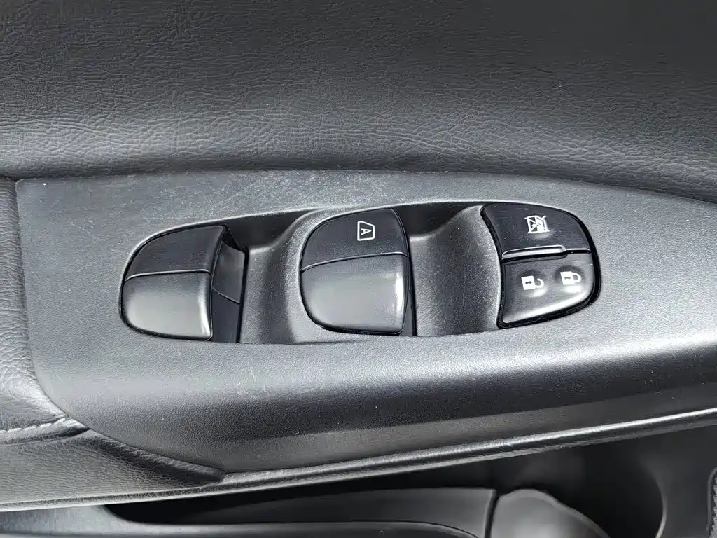 Nissan Sylphy — миниатюра 9