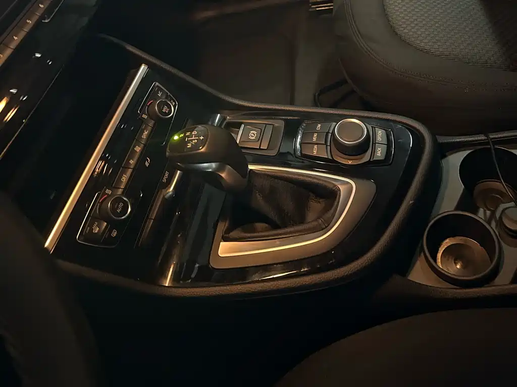 BMW 2 SERIES STATION WAGON