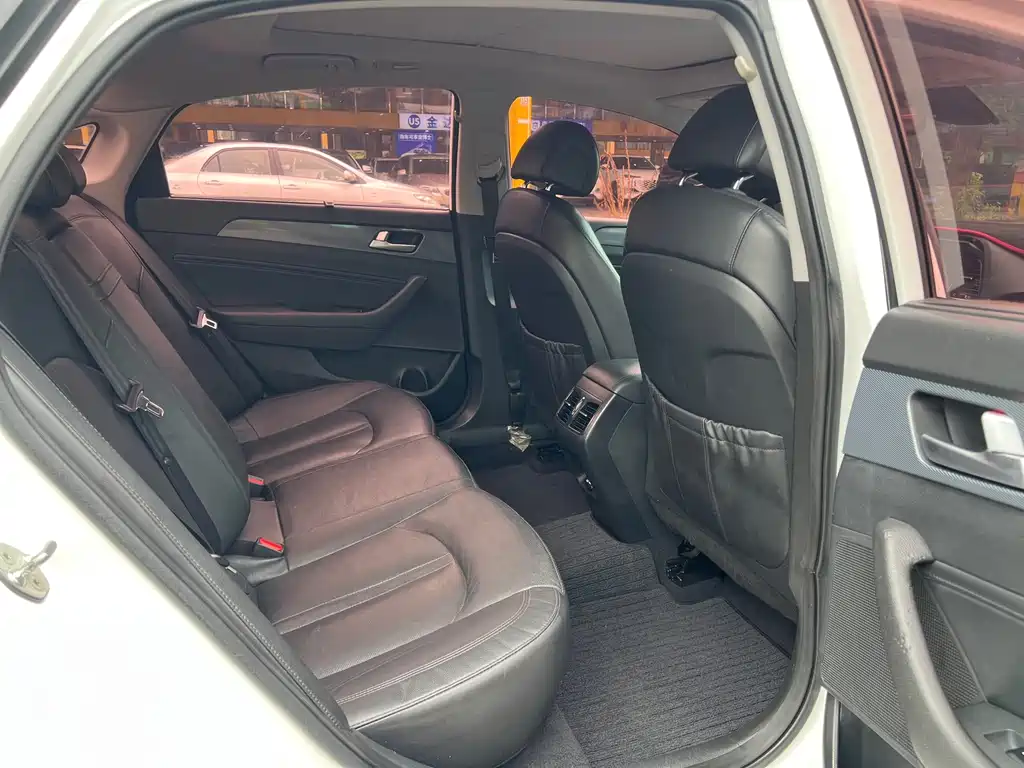 Hyundai Sonata — миниатюра 12
