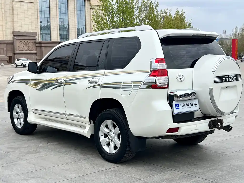 Toyota Land Cruiser Prado 2016 2.7L AT