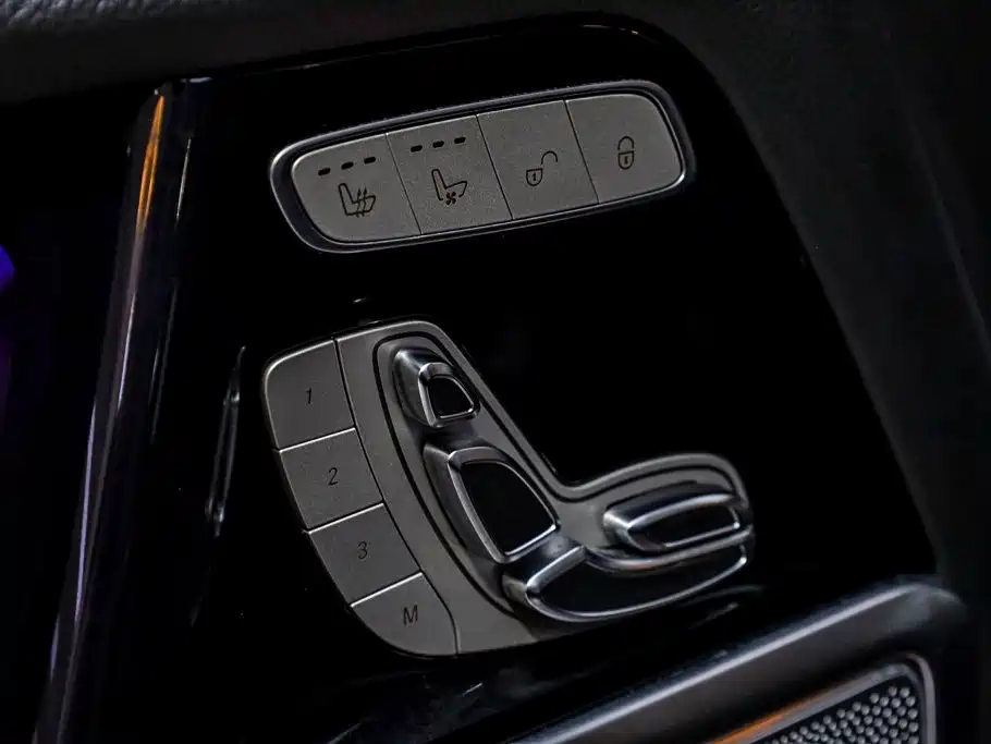 Mercedes-Benz G-Class — миниатюра 13