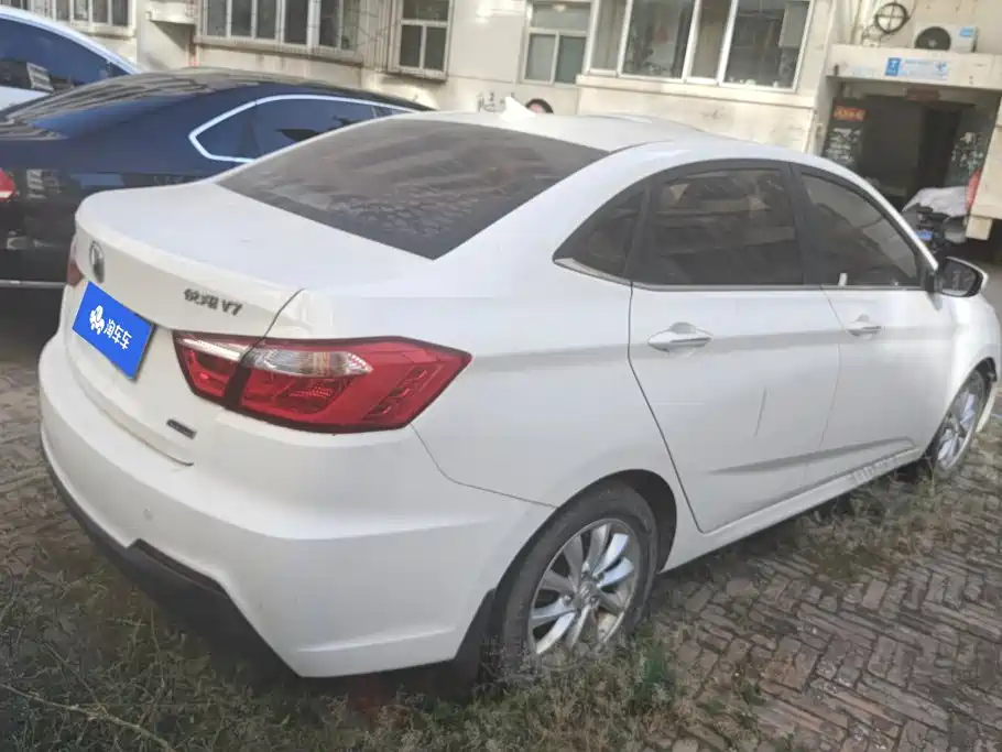 Changan V7 — миниатюра 3