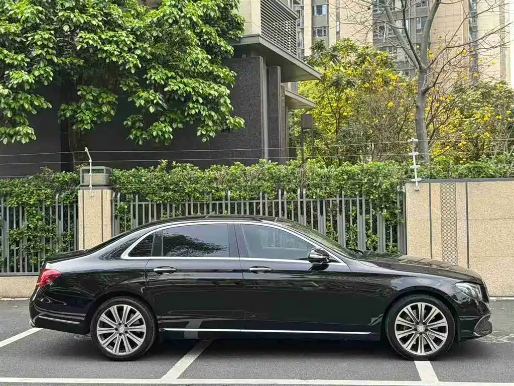 Mercedes-Benz E-Class E 2017 E 320 L 4MATIC