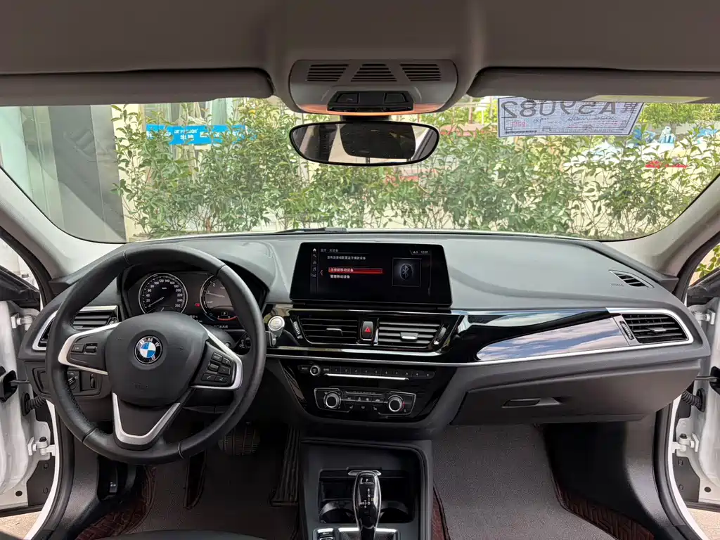 BMW 1 Series — миниатюра 11