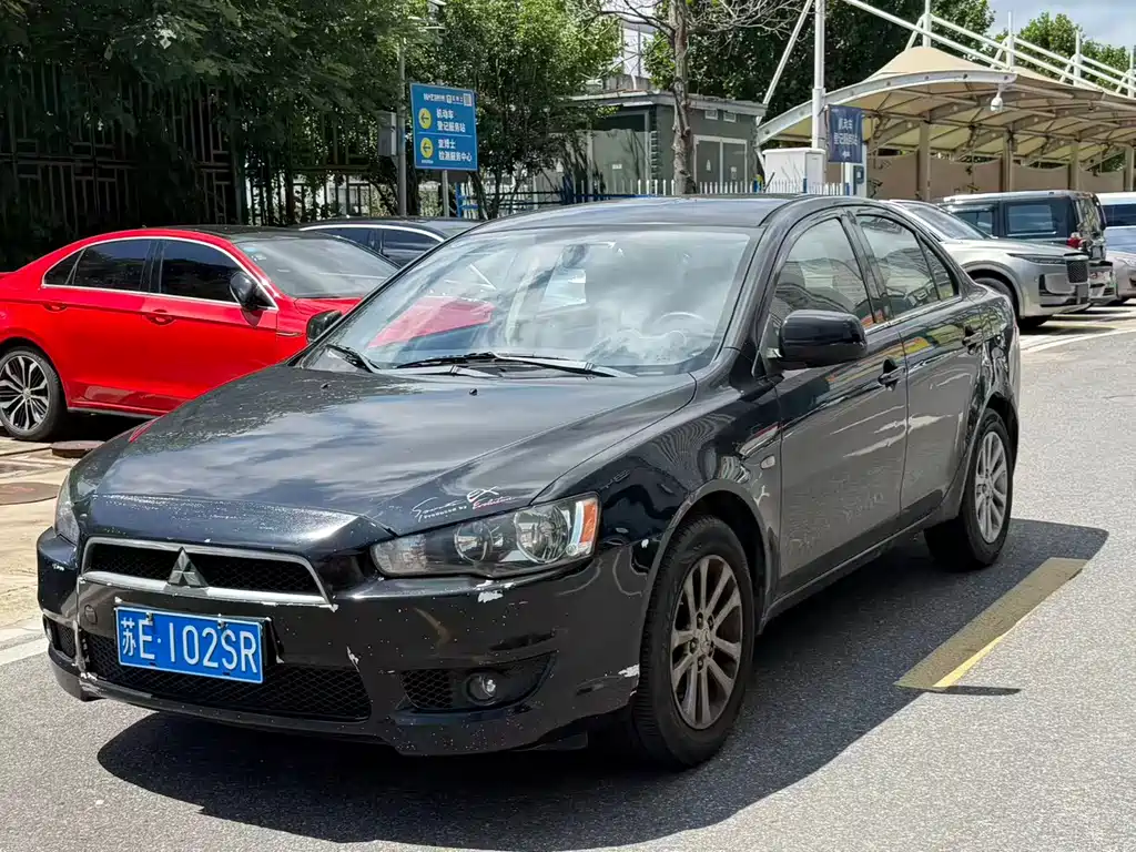 Mitsubishi Lancer EX