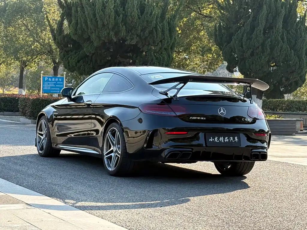 MERCEDES-BENZ C CLASS AMG