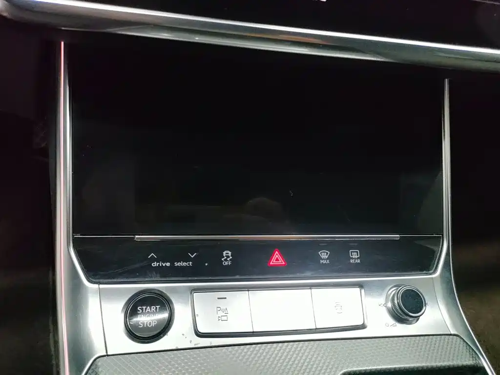 Audi A6L — миниатюра 24