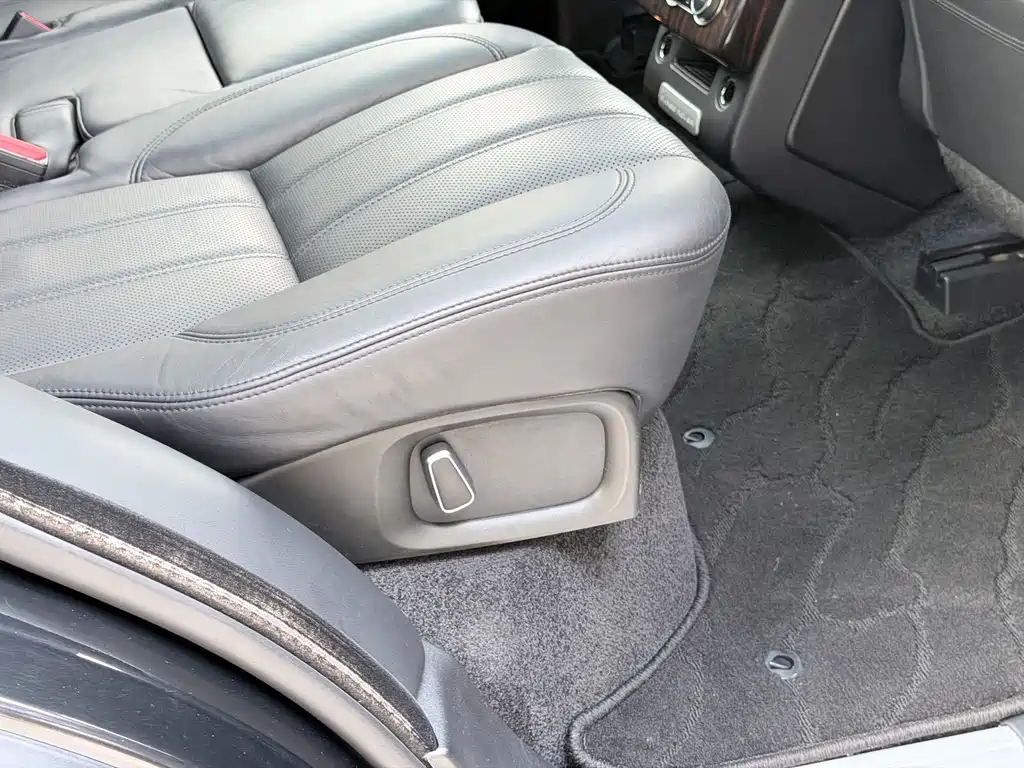 Land Rover Range Rover — миниатюра 22