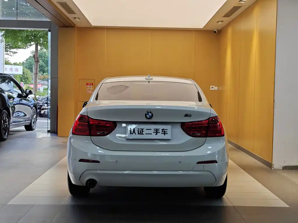 BMW 1 Series — миниатюра 27