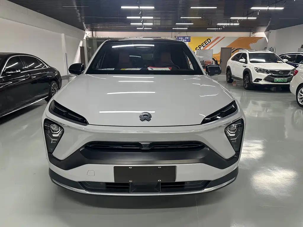 NIO EC6