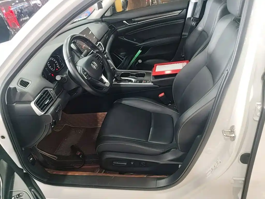 Honda Accord — миниатюра 15