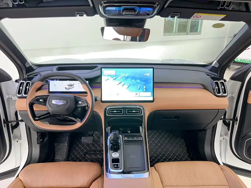 Geely Boyue L — миниатюра 11