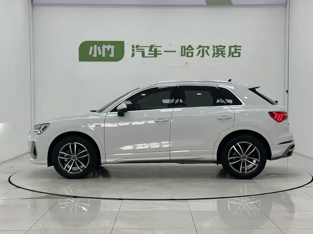 Audi Q3 2022 35 TFSI