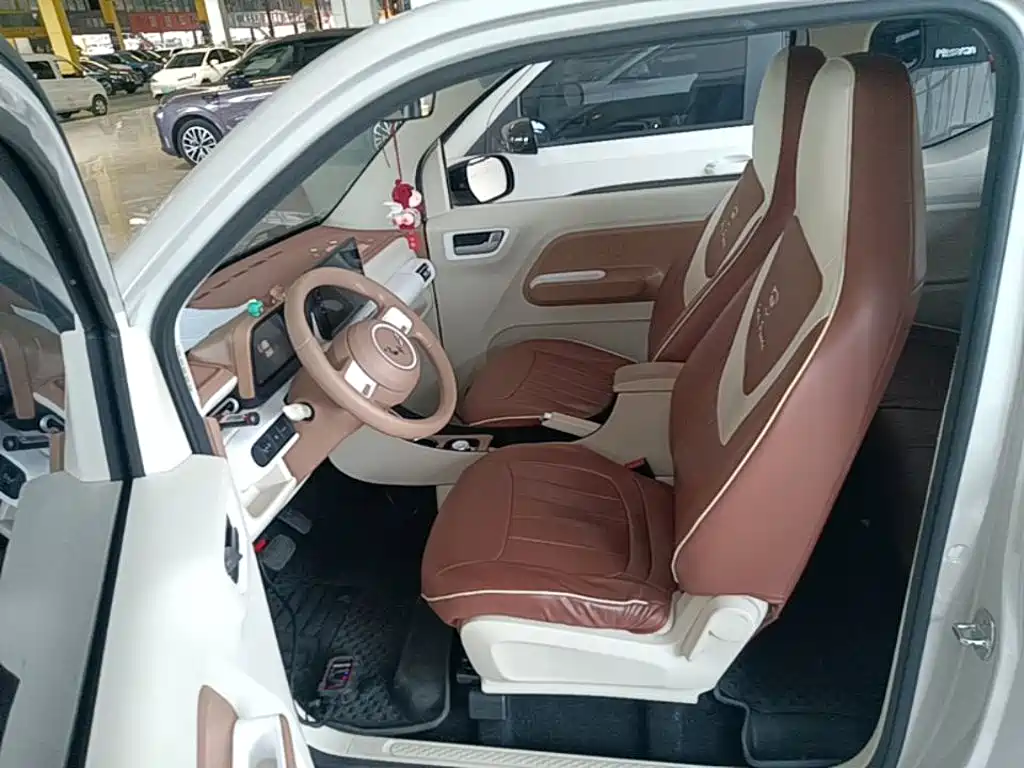 Wuling MINIEV — миниатюра 15