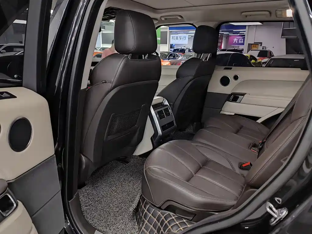 Land Rover Sport — миниатюра 5