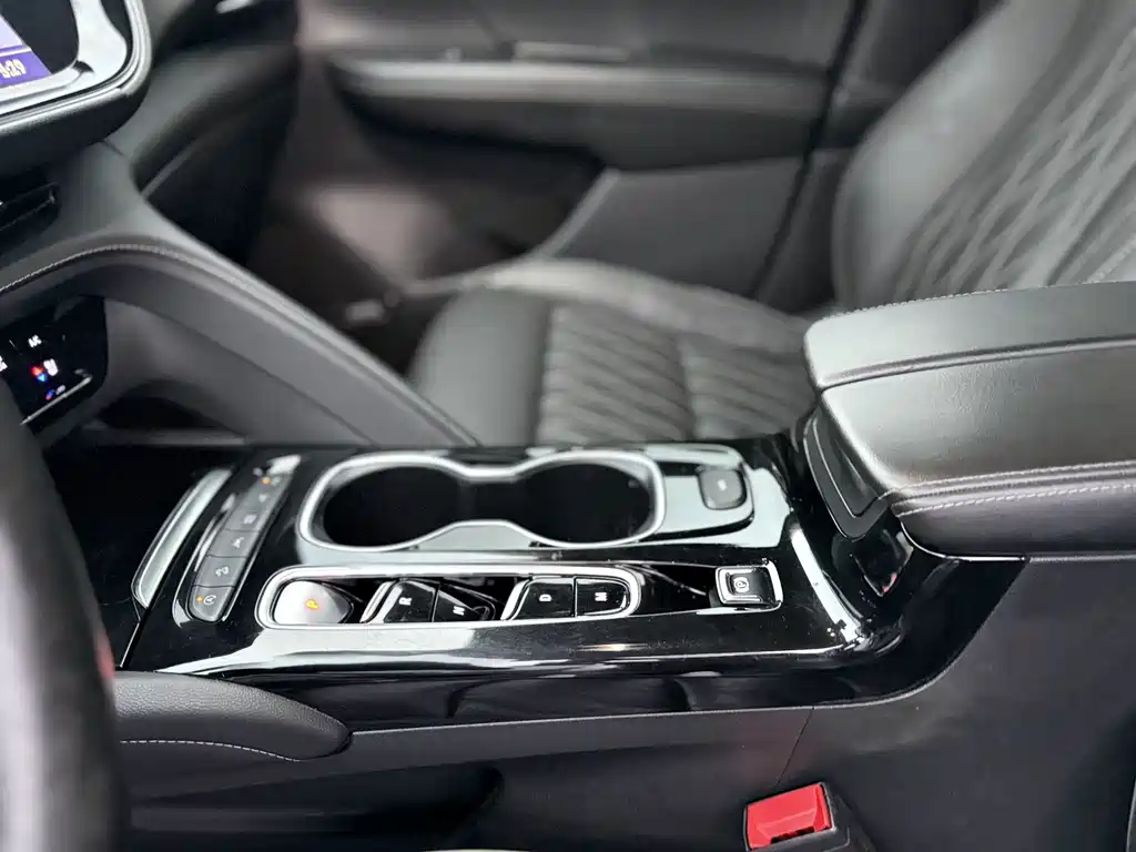 Buick Envision S — миниатюра 10