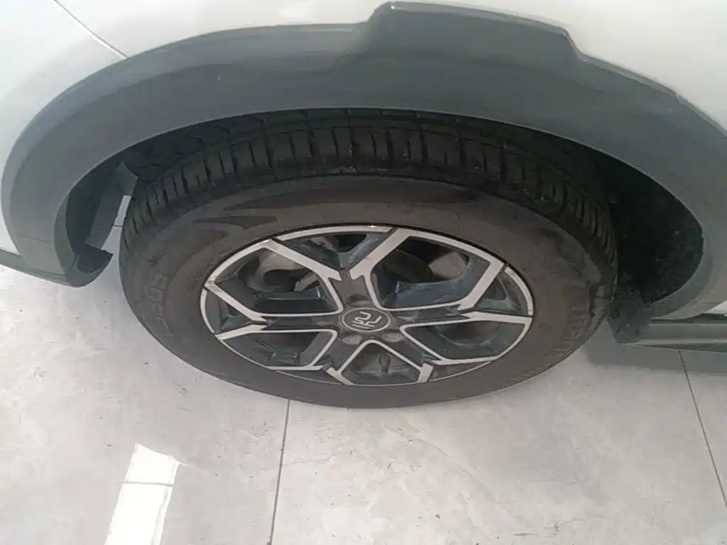 BYD Yuan Pro — миниатюра 23