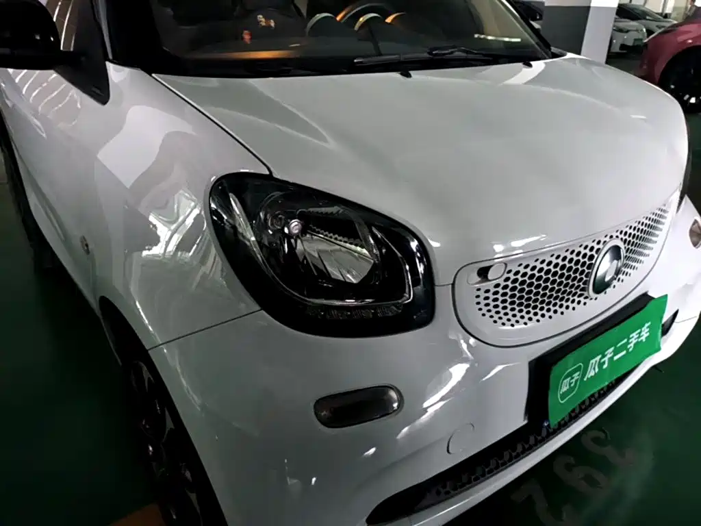 smart Smart Fortwo — миниатюра 8