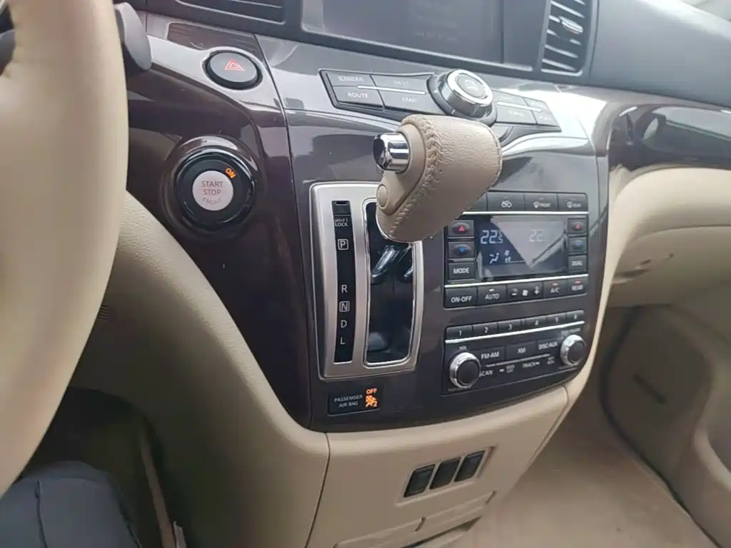 Nissan Quest — миниатюра 14