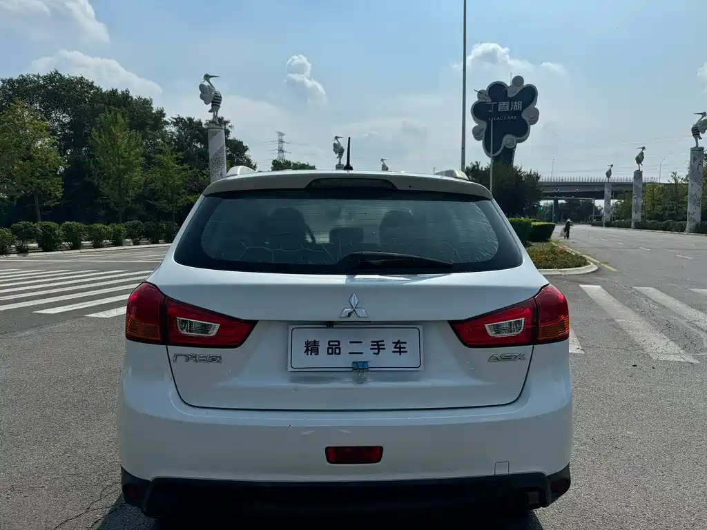 Mitsubishi ASX — миниатюра 8