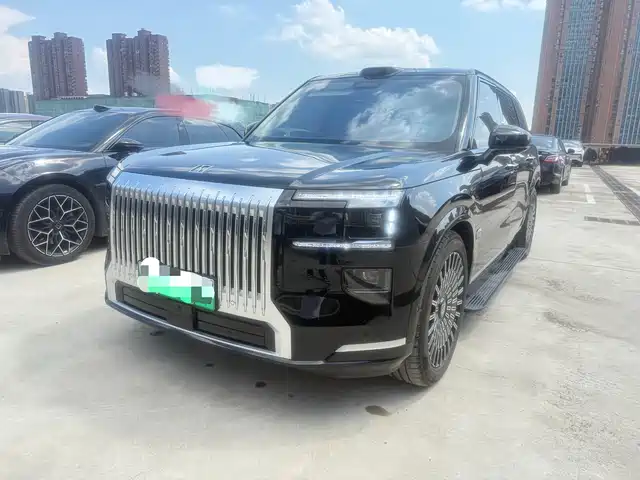 2025 Zeekr 009