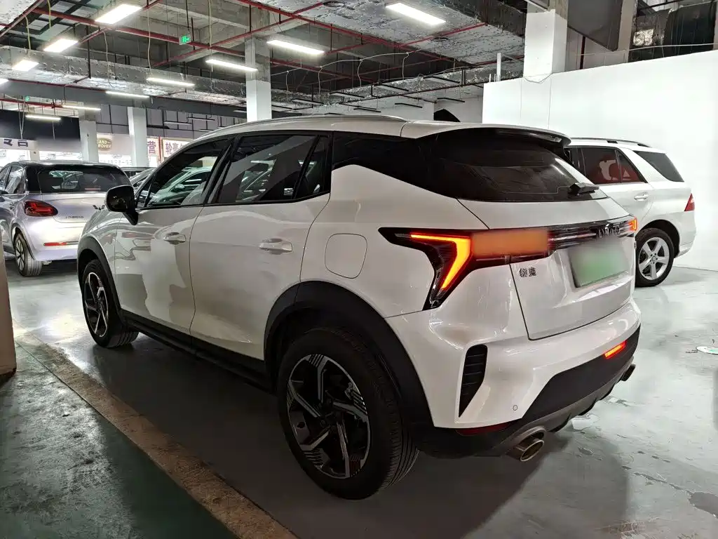 Lynk & Co 06 EM-P — миниатюра 5
